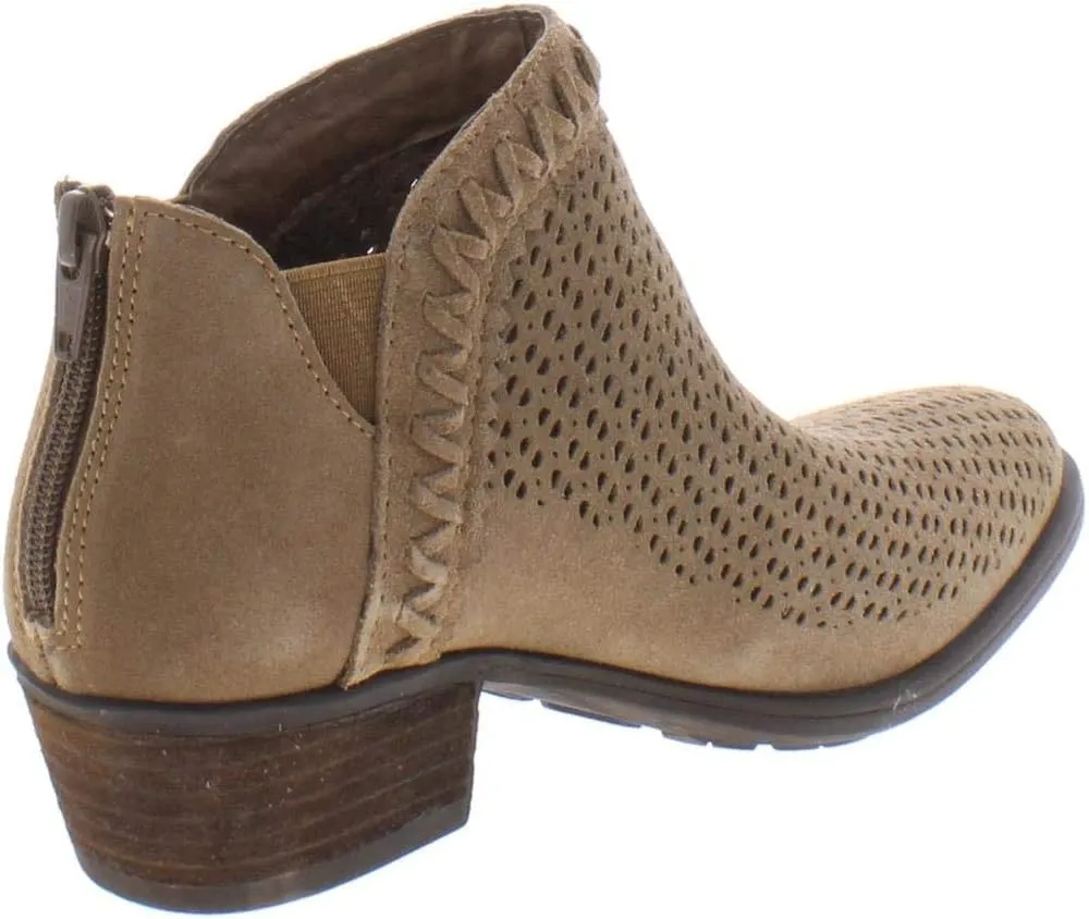Earth Women's Peak Perry