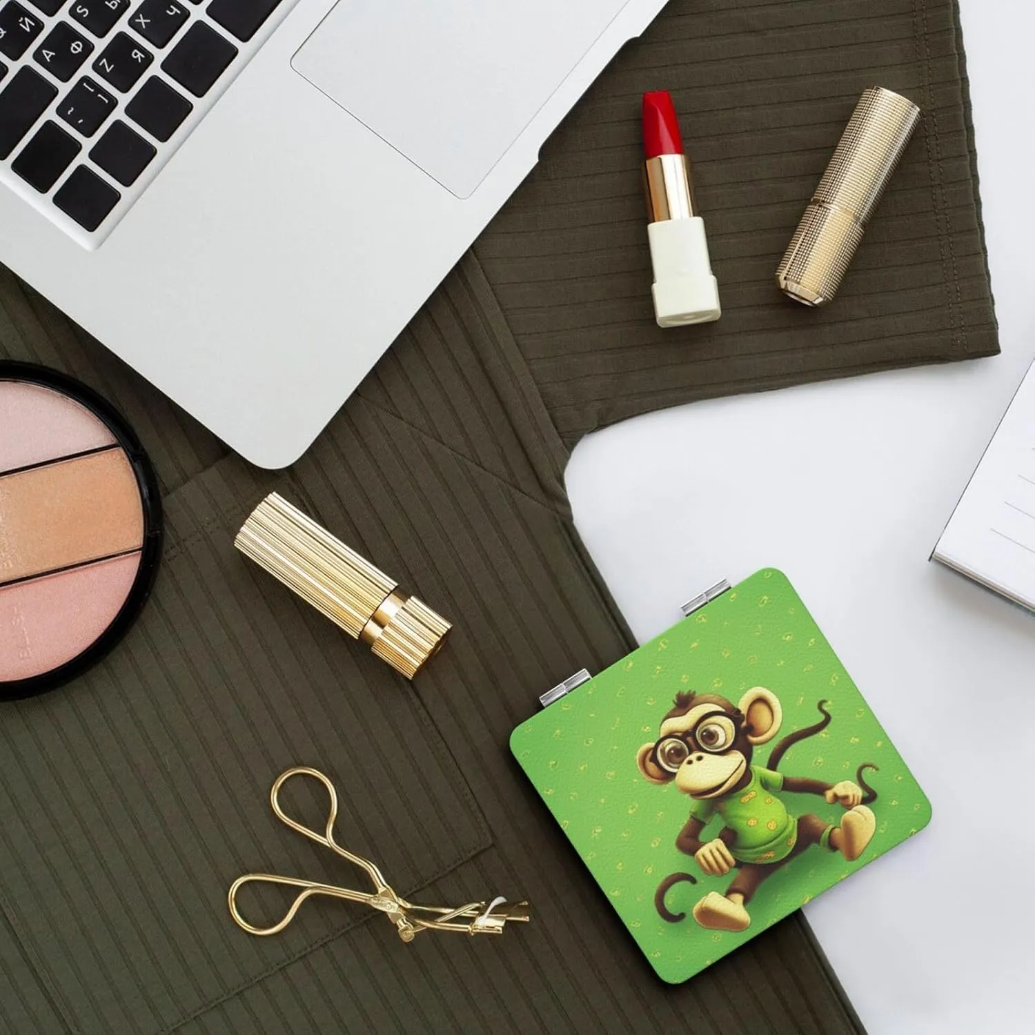 Green Monkey Printed Square Pocket Makeup Mirror with 1X/2X Magnification, Portable Mini Travel Makeup Mirror for Travel Daily Work Beauty